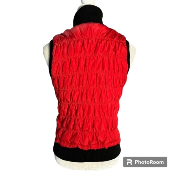 Calvin Klein Performance Puffer Vest Red Size Small - Picture 3 of 4